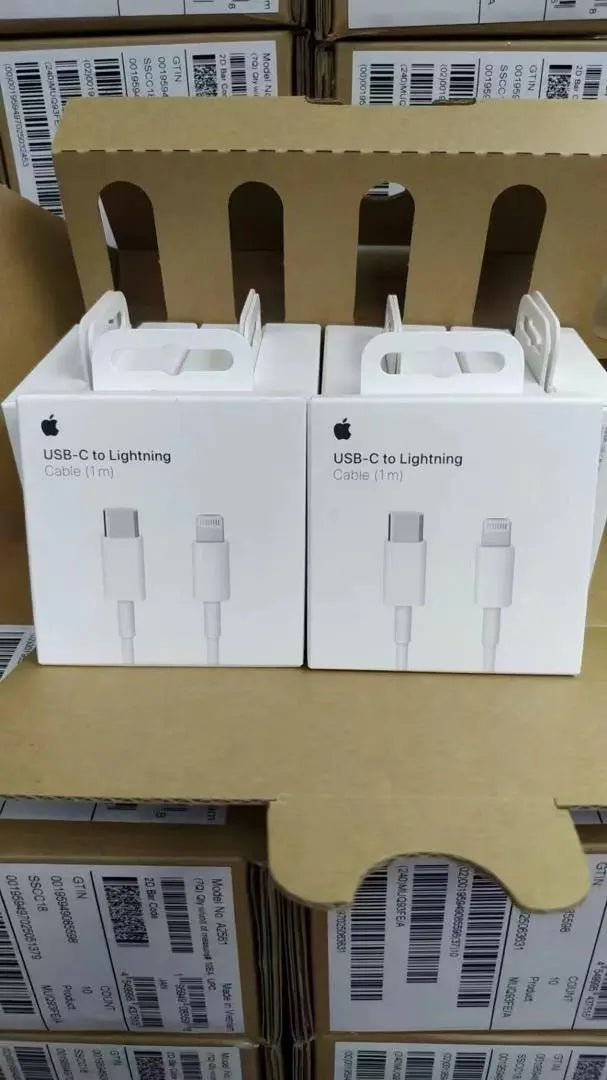 Official Apple C to Lightning Cable
